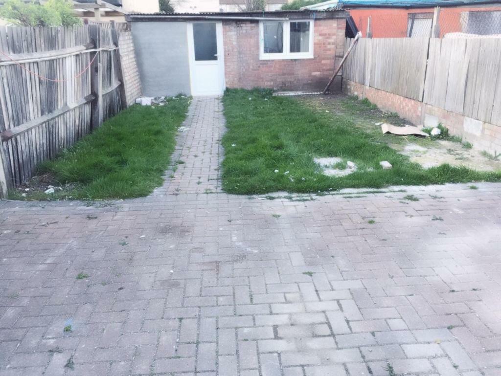 Abbey Wood Station Five Bedroom Self Contained House Екстер'єр фото