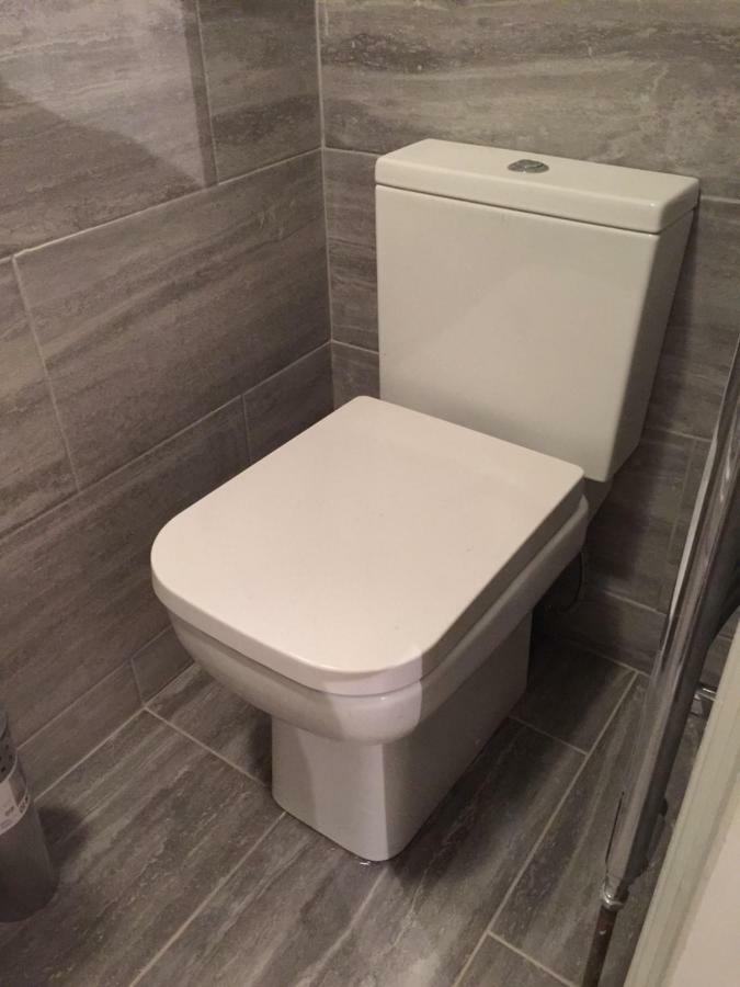 Abbey Wood Station Five Bedroom Self Contained House Екстер'єр фото